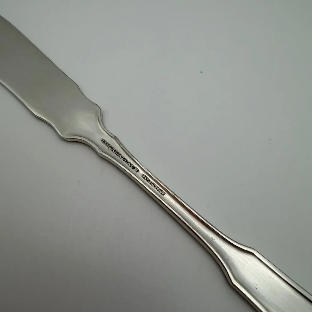 1835 R Wallace‎ Troy Silverplate Flat Butter Spreader Pat Vintage